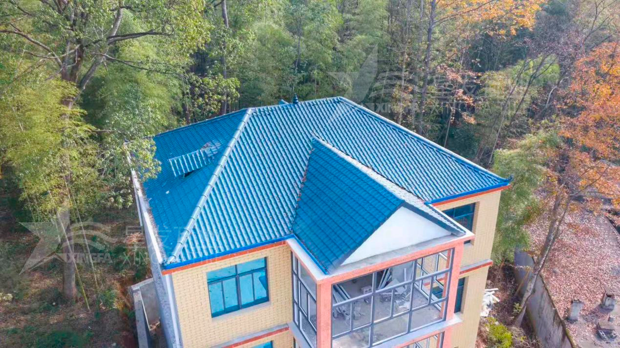 農(nóng)村老舊房屋改造翻新，眾人都首選合成樹脂瓦的真實(shí)原因？